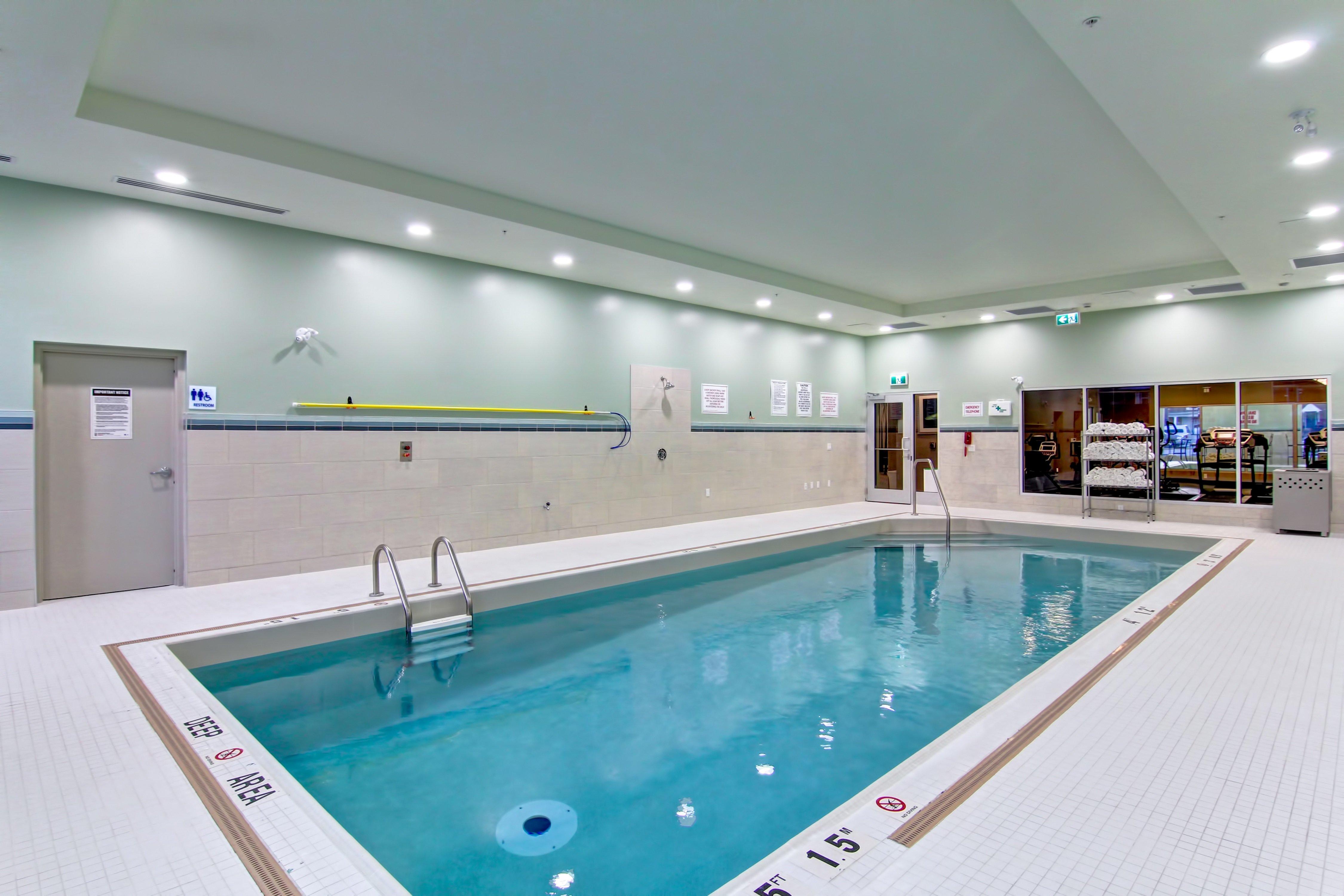 Holiday Inn Express & Suites Oshawa Downtown - Toronto Area By Ihg Экстерьер фото